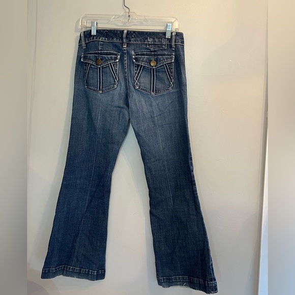 Gap Low rise flare jeans - darker wash - Picture 2 of 5